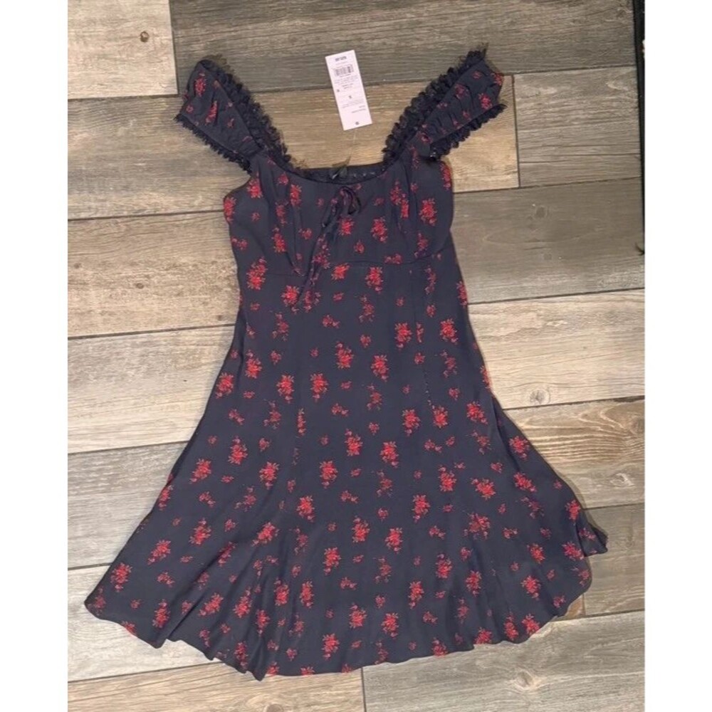 Grey and Red Floral Dress with Lace Trim Size S